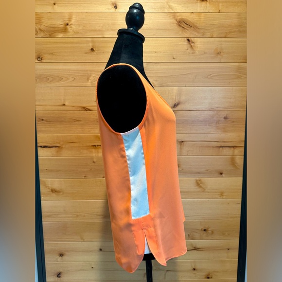 BARNEYS NEW YORK Tank - Picture 3 of 7